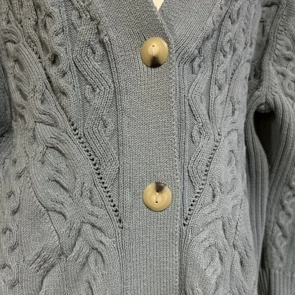 Vince Aran Cable Knit Womens Cardigan Sweater Size M Buttons Blue Long Sleeves - Picture 4 of 13